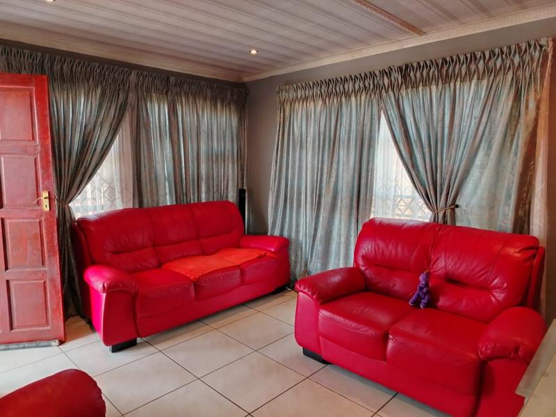 3 Bedroom Property for Sale in Pinehaven Free State